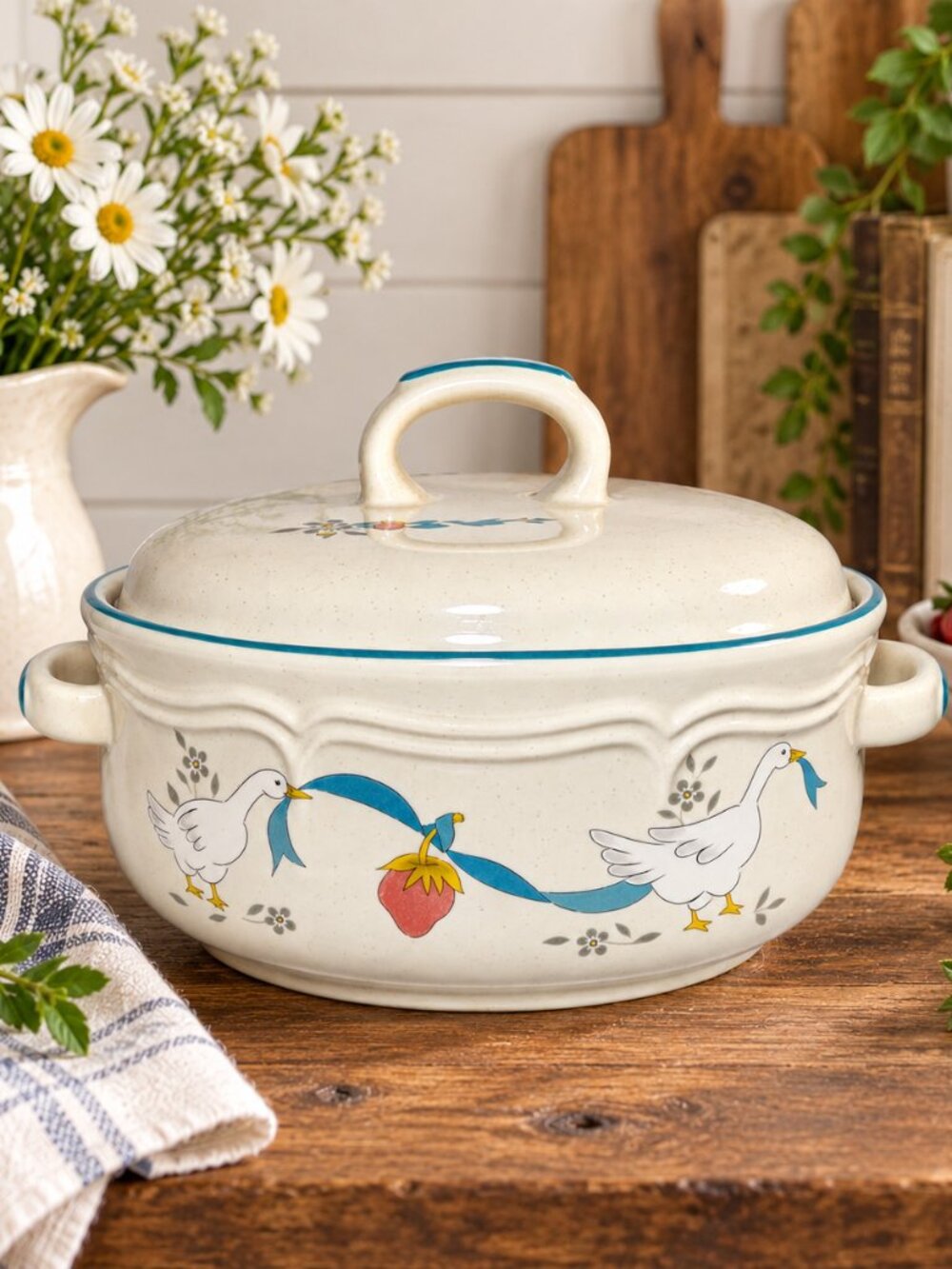 International China Marmalade Goose Strawberry Covered Casserole